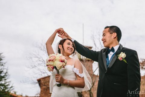 Bride and groom celebrating at Paso Robles Inn wedding venue